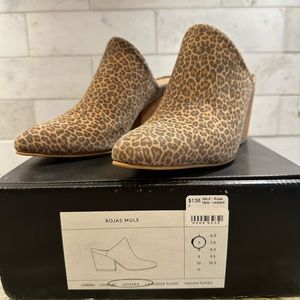 NWT Able local +global pair of size 7 animal print mules